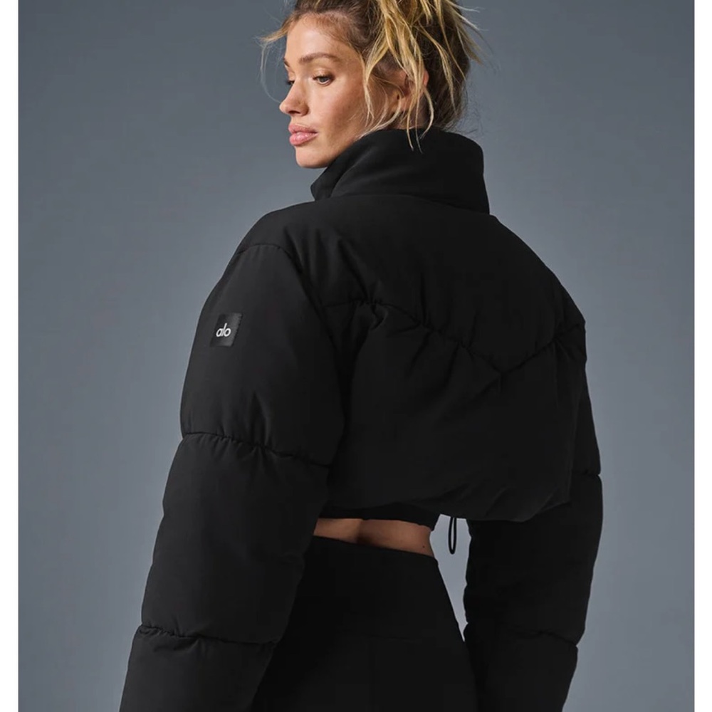 ALO Yoga Black Cropped Puffer Jacket with High Collar - Picture 3 of 8